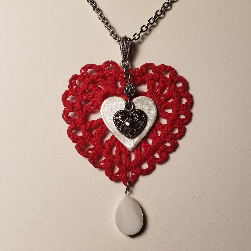 HAND CRAFTED Crochet Red Heart and Mother of Pearl Silvertone Necklace